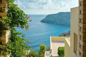 Athina Palace Resort & Spa