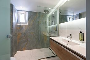 Athina Palace Resort & Spa