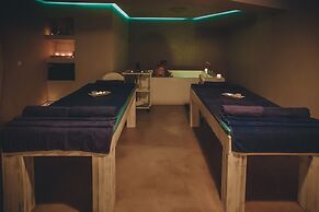 Athina Palace Resort & Spa