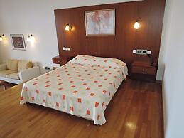 Athina Palace Resort & Spa