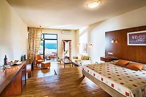 Athina Palace Resort & Spa