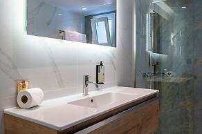 Athina Palace Resort & Spa