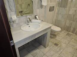 Athina Palace Resort & Spa