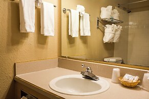 Ebb Tide Oceanfront Inn