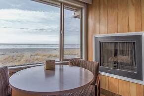 Ebb Tide Oceanfront Inn