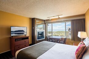 Ebb Tide Oceanfront Inn