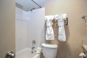 Ebb Tide Oceanfront Inn