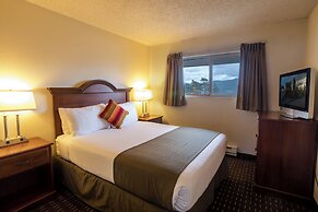 Ebb Tide Oceanfront Inn