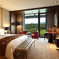 Crowne Plaza Xuzhou Dalong Lake by IHG