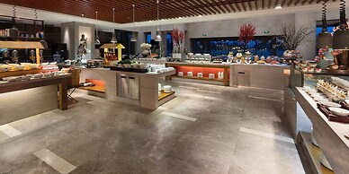 Crowne Plaza Xuzhou Dalong Lake by IHG