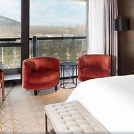 Crowne Plaza Xuzhou Dalong Lake by IHG