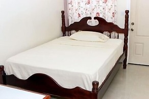 Iso's Bed & Breakfast