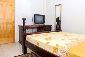 Iso's Bed & Breakfast