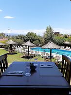 Pinares del Cerro Resort & Suites