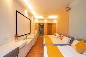 Private-Enjoyed Home Apartment Hotel of R&F Wales Apartment