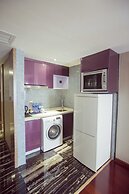 La Perle International Hotel - Free shuttle between hotel and Exhibiti