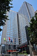 La Perle International Hotel - Free shuttle between hotel and Exhibiti