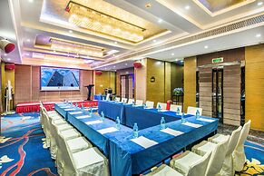 La Perle International Hotel - Free shuttle between hotel and Exhibiti