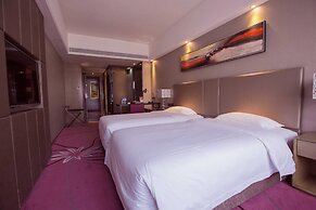 La Perle International Hotel - Free shuttle between hotel and Exhibiti