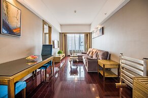 La Perle International Hotel - Free shuttle between hotel and Exhibiti