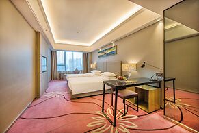 La Perle International Hotel - Free shuttle between hotel and Exhibiti