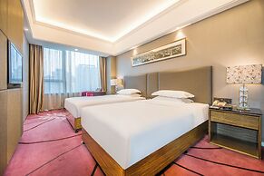 La Perle International Hotel - Free shuttle between hotel and Exhibiti