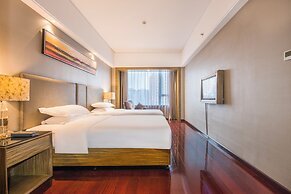 La Perle International Hotel - Free shuttle between hotel and Exhibiti