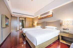 La Perle International Hotel - Free shuttle between hotel and Exhibiti