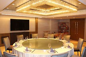 La Perle International Hotel - Free shuttle between hotel and Exhibiti