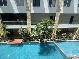 Crystalkuta Hotel - Bali