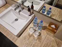 Crystalkuta Hotel - Bali