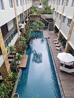 Crystalkuta Hotel - Bali