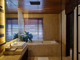 Crystalkuta Hotel - Bali