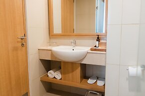 Crystalkuta Hotel - Bali