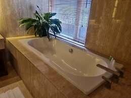 Crystalkuta Hotel - Bali