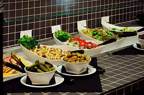 Chateau Nova Yellowhead