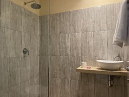 Seminyak Point Guest House