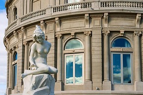 Sofitel Montevideo Casino Carrasco and Spa