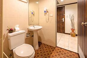 Tanawan Phuket Hotel