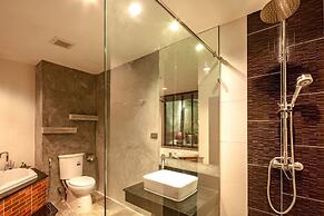 Tanawan Phuket Hotel