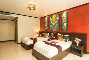 Tanawan Phuket Hotel