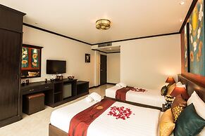 Tanawan Phuket Hotel
