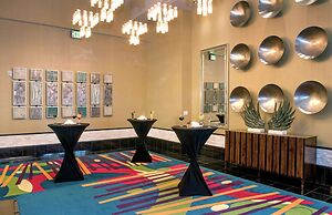 Hilton Garden Inn Raleigh /Crabtree Valley