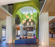 Hilton Garden Inn Raleigh /Crabtree Valley