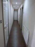 Base Serviced Apartments - Sir Thomas Street