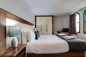 Base Serviced Apartments - Sir Thomas Street