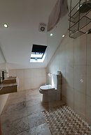 Base Serviced Apartments - Sir Thomas Street