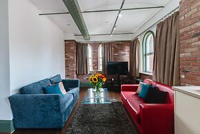 Base Serviced Apartments - Sir Thomas Street