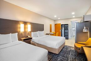 Clarion Pointe