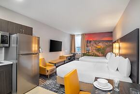 Clarion Pointe